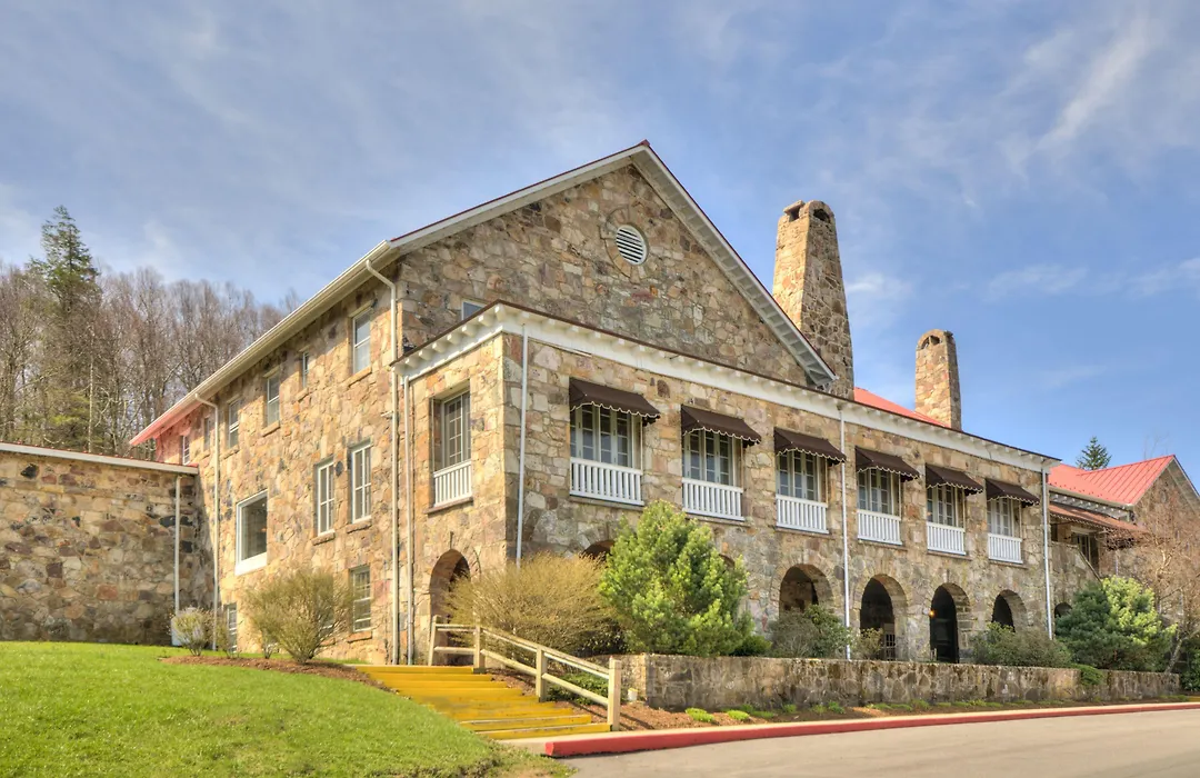 Mountain Lake Lodge-1